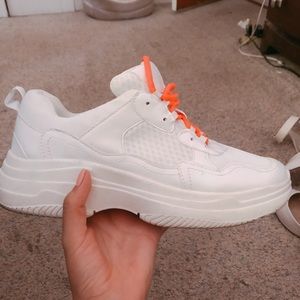 NEON PINK LACE UP DAD SNEAKER